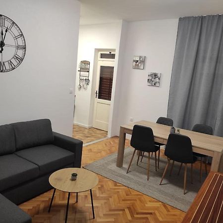 Apartment Ivano Vodice Buitenkant foto
